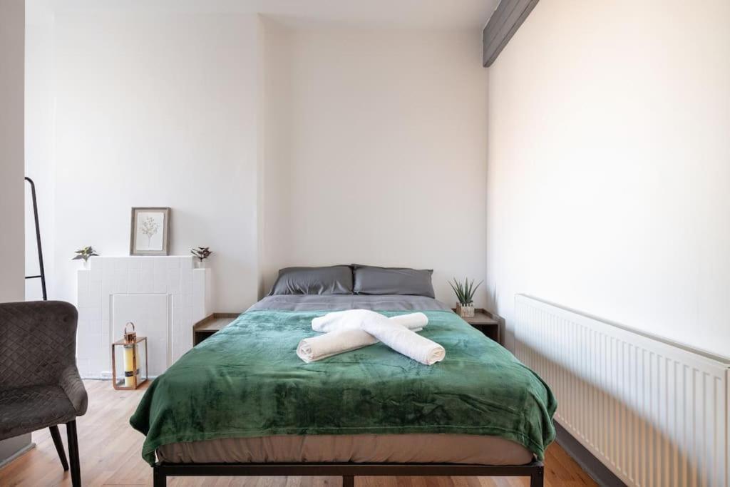 2A - Bright & Airy 2 Bed Flat - 20 Mins To Central Лондон Экстерьер фото